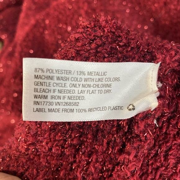 Ava & Viv Red Metallic V Neck Holiday Sweater size 3X - Picture 9 of 10